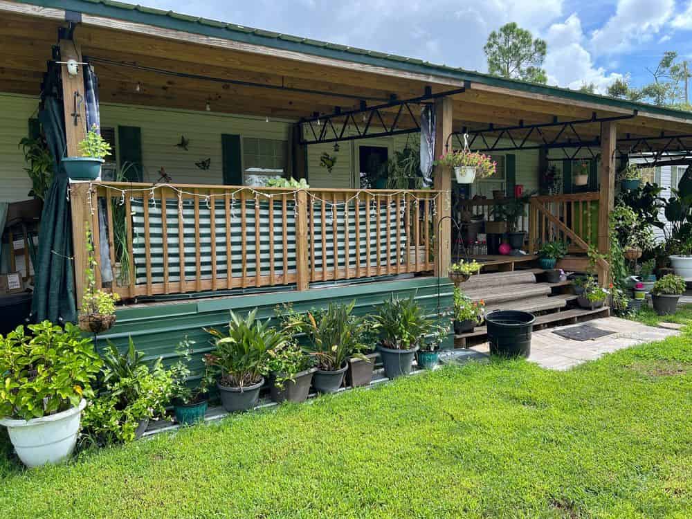 Exterior Staining image