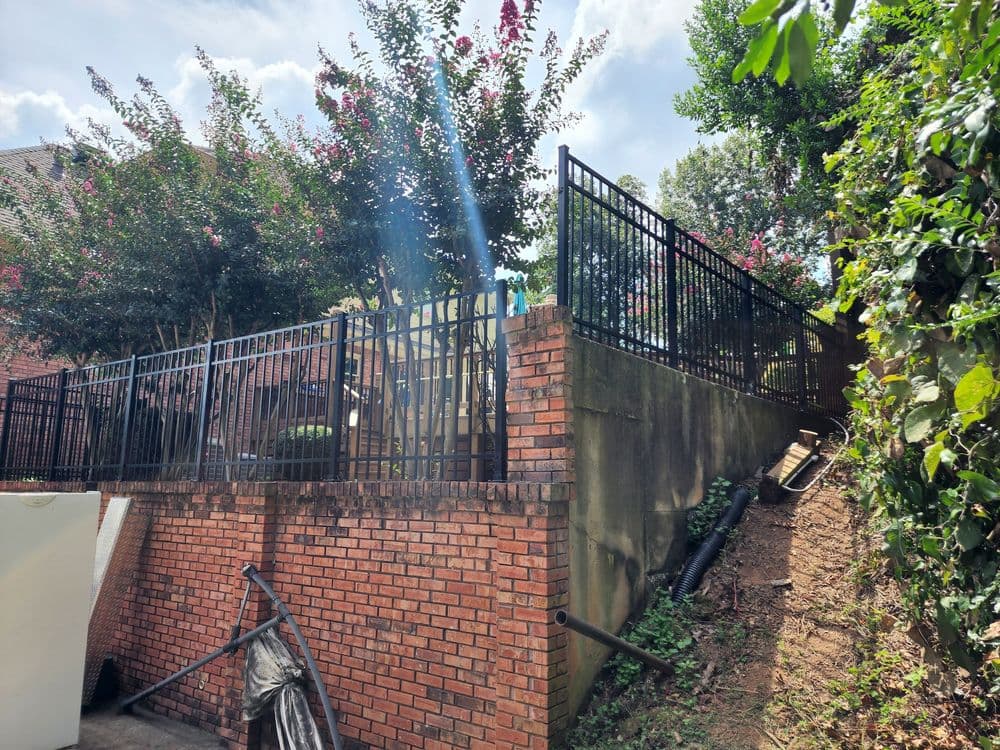 Gallery photos for Custom Rail Aluminum Fencing Installation: Image #1