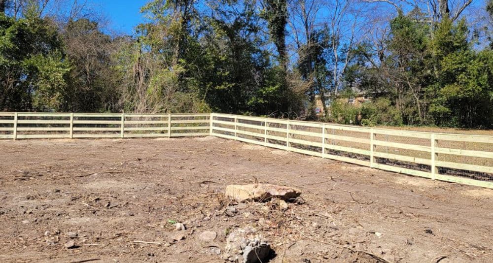 Gallery photos for Farmhouse-Style 4-Rail Ranch Fence with Pet Security: Image #5